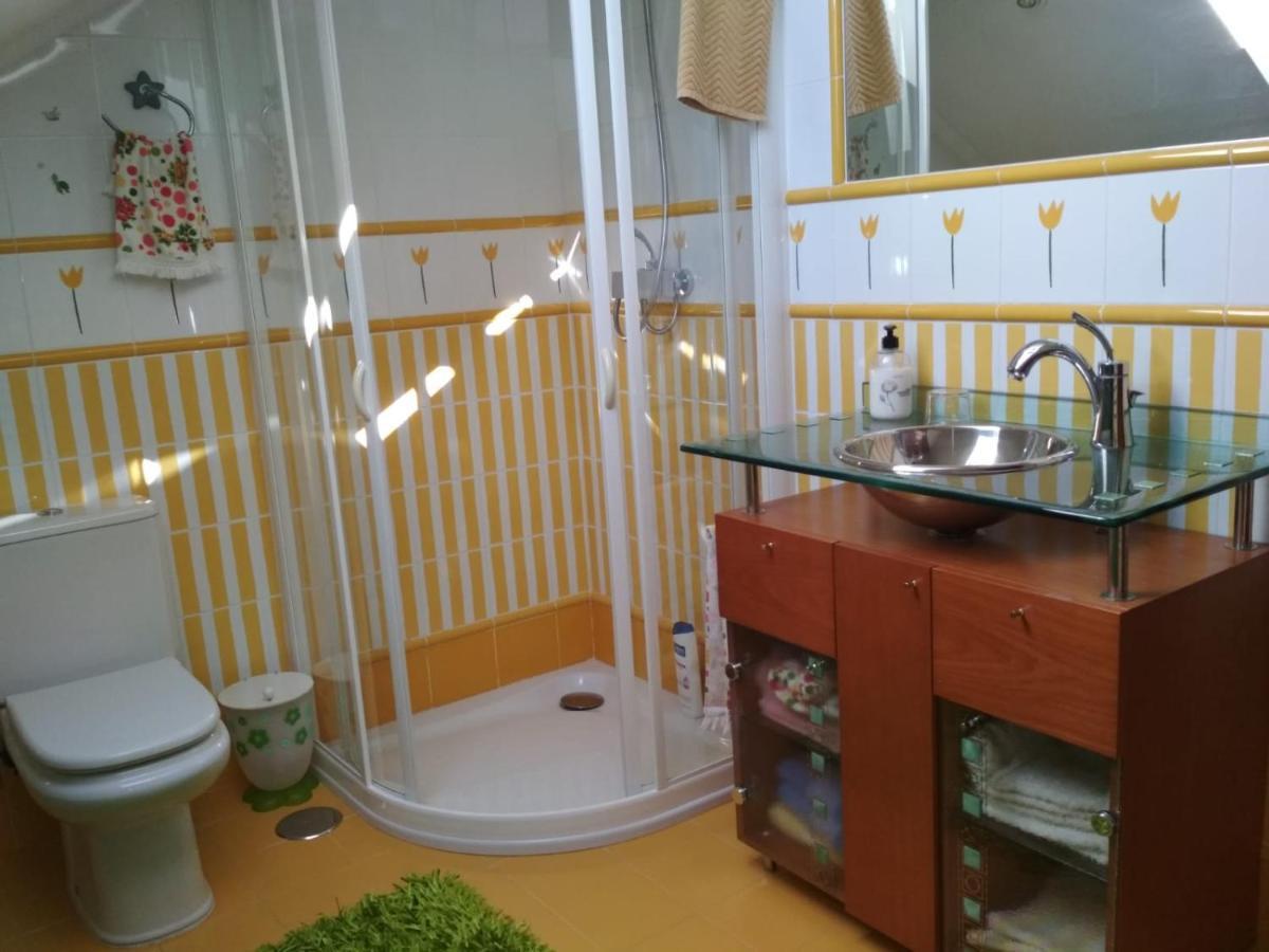 Alojamientos Marte Habitacion Con Bano Torrelavega Exterior foto